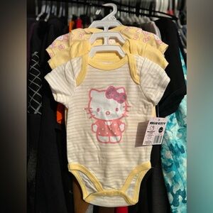 hello kitty baby clothes